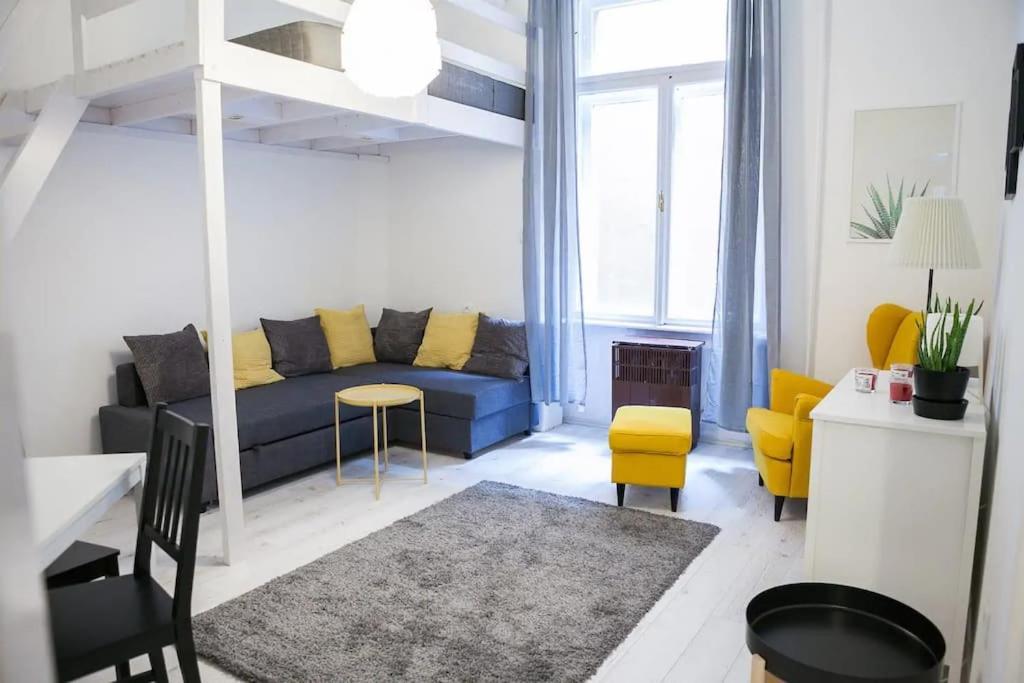 Central 30M2 A/C Apartment, 3 Min From Ny Cafe Budapest Exteriör bild